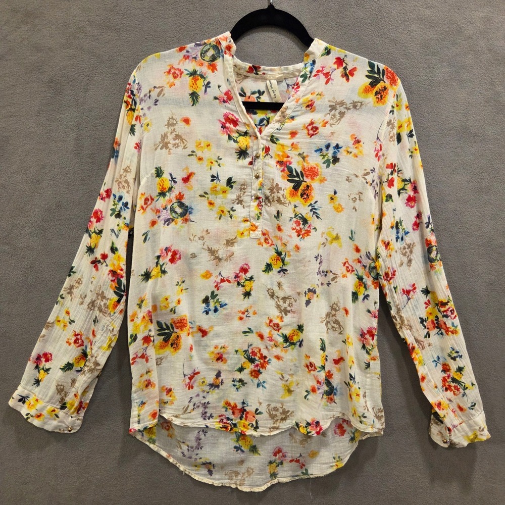 Cotton Daisy Floral Cotton Blouse Women Medium Roll Tab Boho Cottage Coastal